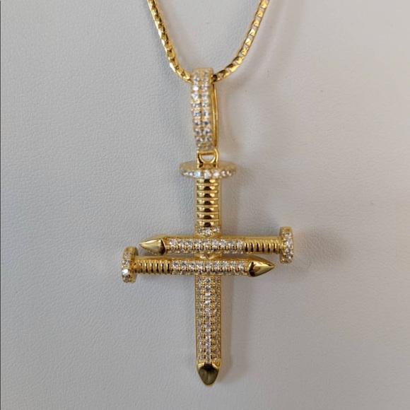 925Sterling Silver BLINK ICED PAVE NAIL CROSS NECK - Picture 9 of 9